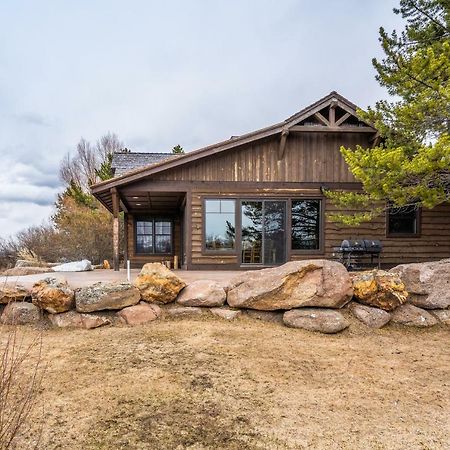 Rainbow Point Sabo Cabin เวสต์เยลโลว์สโตน ภายนอก รูปภาพ