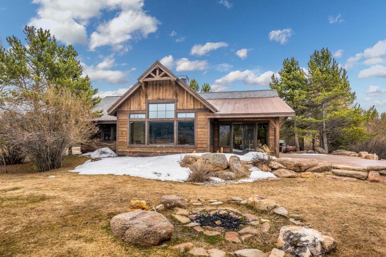 Rainbow Point Sabo Cabin เวสต์เยลโลว์สโตน ภายนอก รูปภาพ